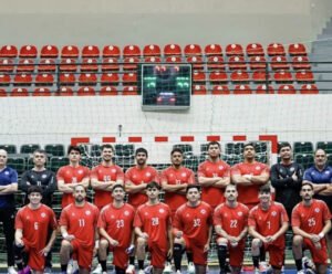 Chile pisa fuerte en el partido inaugural