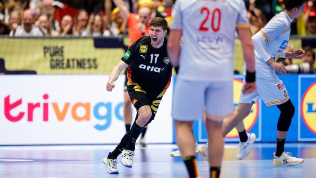 Alemania sufrió pero le ganó 34-32 a España para clasificar a la Main Round
