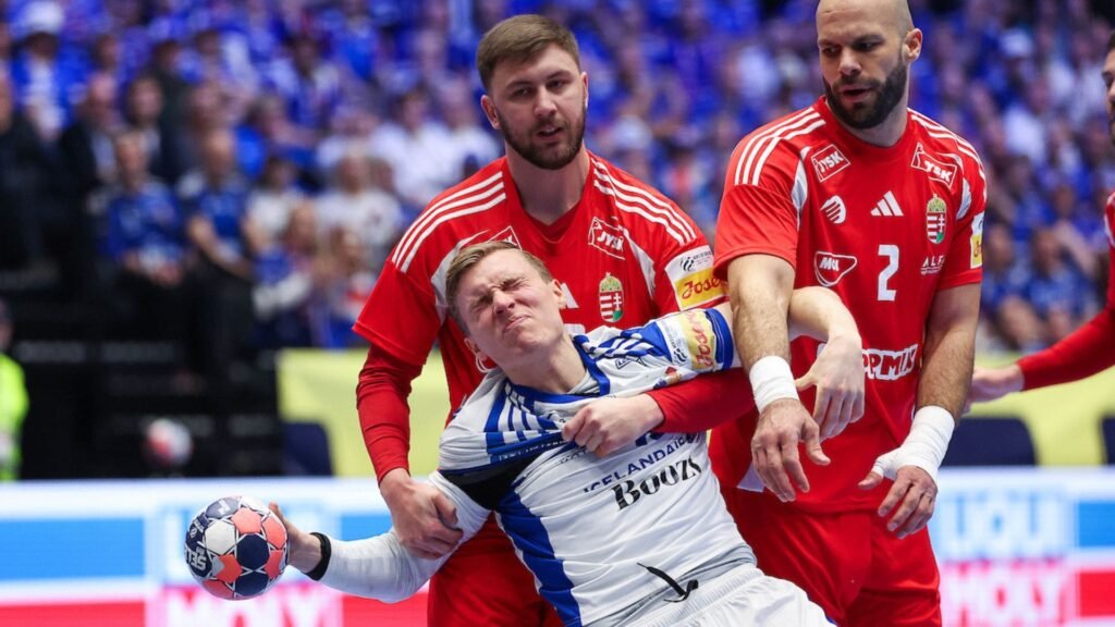 En un partidazo, Islandia venció por un gol a Hungría y se quedó con el primer lugar del Grupo F