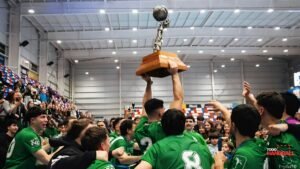 Ferro cerró un Apertura histórico: campeón invicto tras vencer a Ballester Foto: @julimedranoph