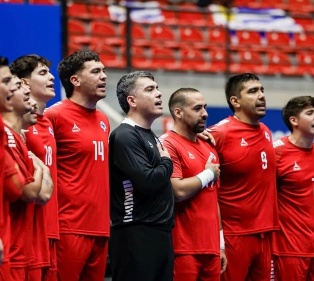 Chile pisa fuerte en el partido inaugural