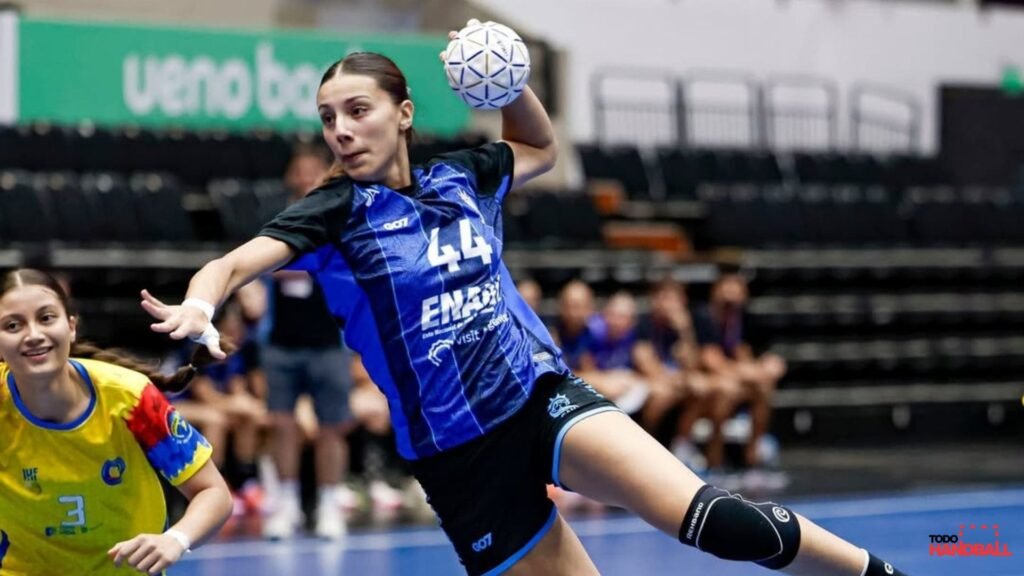 Helena Molina es refuerzo de Mariano Acosta para la temporada 2026