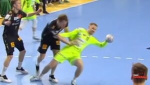 Mirá lo que hizo Gidsel: un gol como si fuera el mejor pivote del mundo