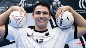 Santiago Cardone cambia Lanzarote por Elda