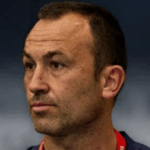 Carlos Villagrán asume al frente del Viveros Herol Balonmano Nava en plena lucha por la permanencia