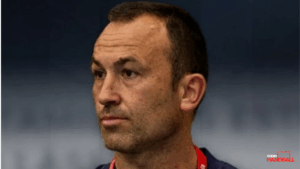 Carlos Villagrán asume al frente del Viveros Herol Balonmano Nava en plena lucha por la permanencia