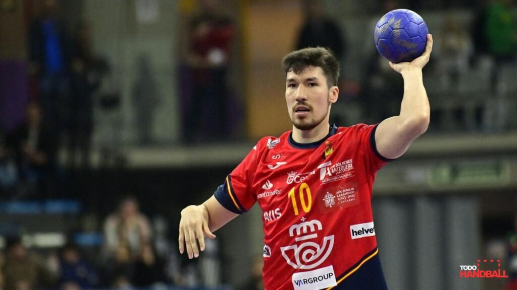 España convocó a sus 17 jugadores para los amistosos ante Francia