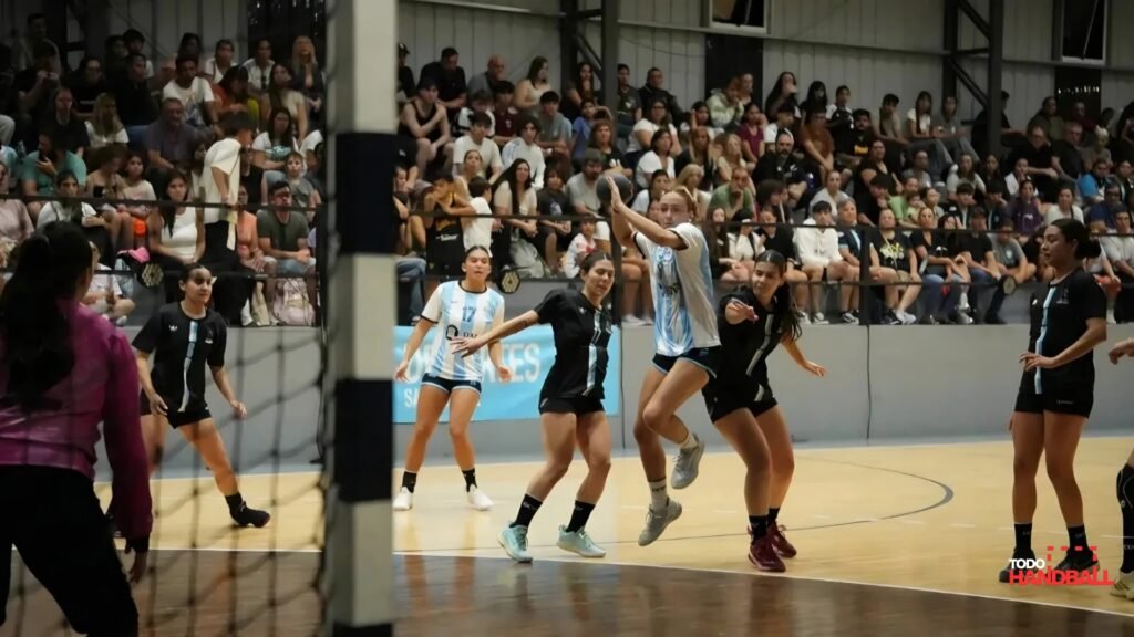 San Miguel inauguró el renovado microestadio del Polideportivo Roberto Contini