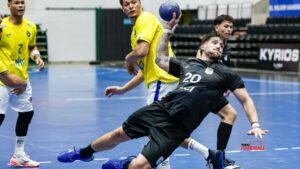 Sur Centro: Uruguay cayó 33-25 ante Brasil tras un partido parejo hasta el final