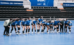 Uruguay debutó con una goleada ante El Salvador en el Sur-Centro Junior Femenino